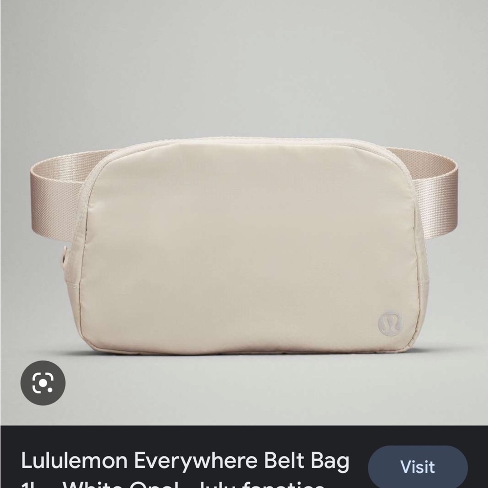 Lululemon everywhere belt bag